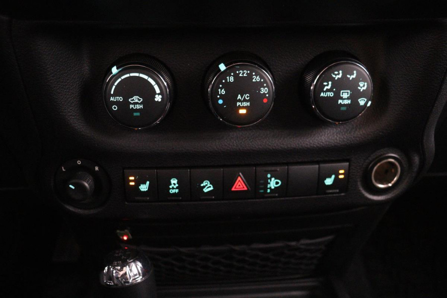 Jeep Wrangler 2.8 CRD Rubicon Unlimited | Expeditie klaargemaakt | Navigatie | Stoelverwarming | Half leder | Climate control