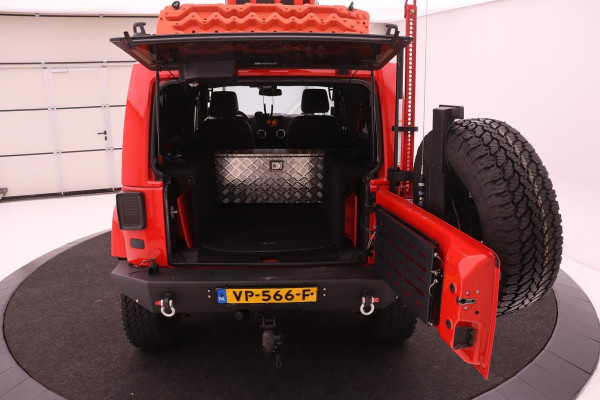 Jeep Wrangler 2.8 CRD Rubicon Unlimited | Expeditie klaargemaakt | Navigatie | Stoelverwarming | Half leder | Climate control