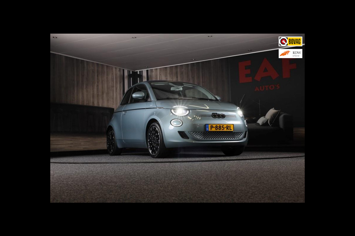 Fiat 500E C Icon CABRIO 42 kWh / BTW / Navi / Camera / Airco / Elek Pakket / Cruise Control / KEYLESS / Led / Pdc / 17 Inch