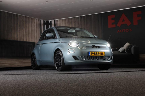 Fiat 500E C Icon CABRIO 42 kWh / BTW / Navi / Camera / Airco / Elek Pakket / Cruise Control / KEYLESS / Led / Pdc / 17 Inch