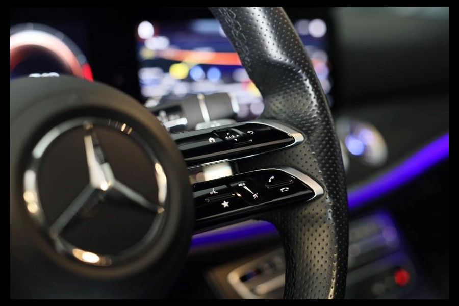 Mercedes-Benz E-Klasse 200 Coupe AMG Line / AUT / Wide Beam / Burmester / Camera / Navi / Ecc / Cruise Control / Led / 20 Inch