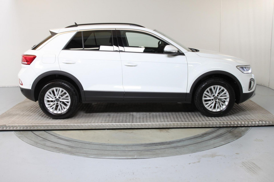 Volkswagen T-Roc Life 75 Edition 1.0 81 kW / 110 pk TSI SUV 6 versn . Hand