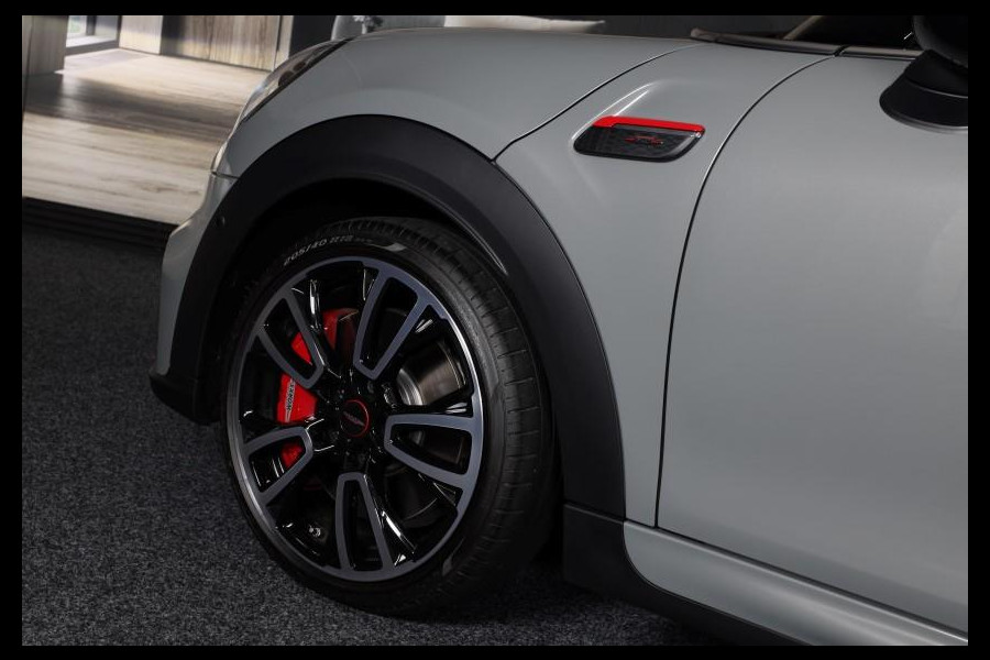 MINI Cabrio 2.0 John Cooper Works / NIEUWE MODEL / Aut / Digitaal Cockpit / ACC / Head Up / HK / Camera / Led / Pdc / 18 Inch