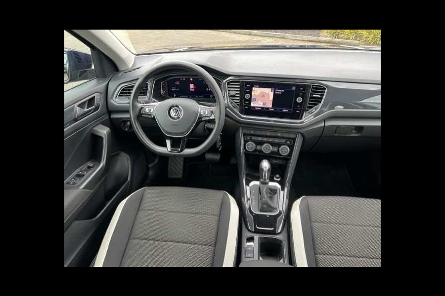 Volkswagen T-Roc 1.5 TSI Style / Digitaal dashboard / Navigatie