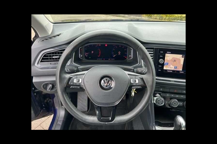 Volkswagen T-Roc 1.5 TSI Style / Digitaal dashboard / Navigatie
