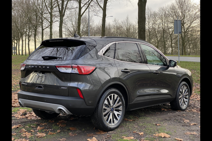 Ford Kuga 2.5 Hybride Titanium AWD PANO