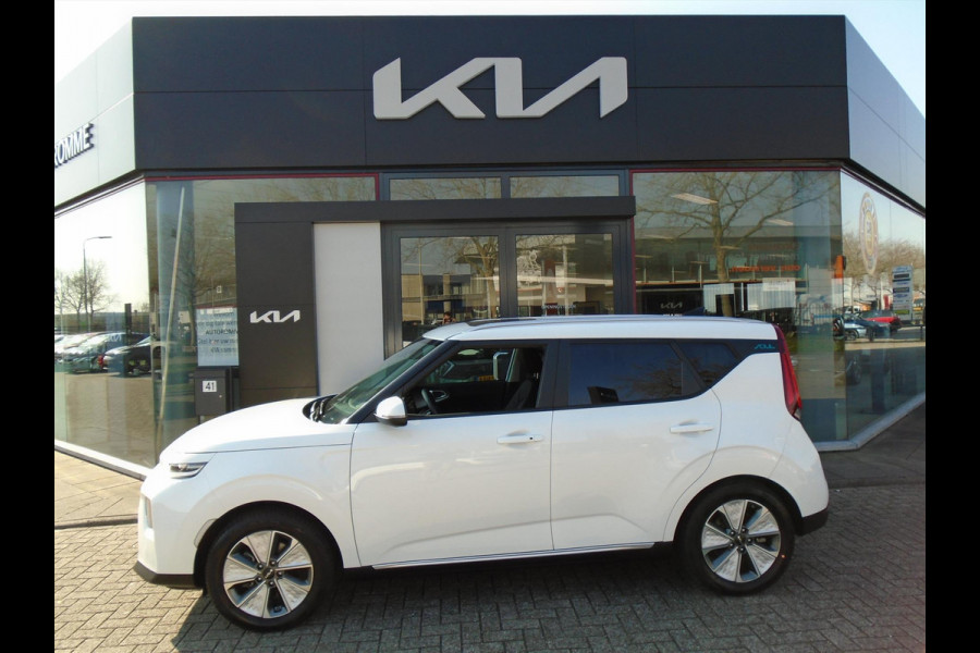 Kia e-Soul 64kWh 204pk Aut DynamicPlusLine (valt in subsidie regeling)