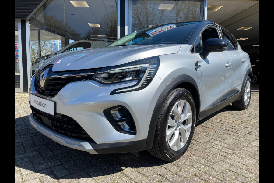 Renault Captur 1.6 E-Tech Plug-in Hybrid 160 Intens Groot Navi / LM velgen / Clima / Full LED