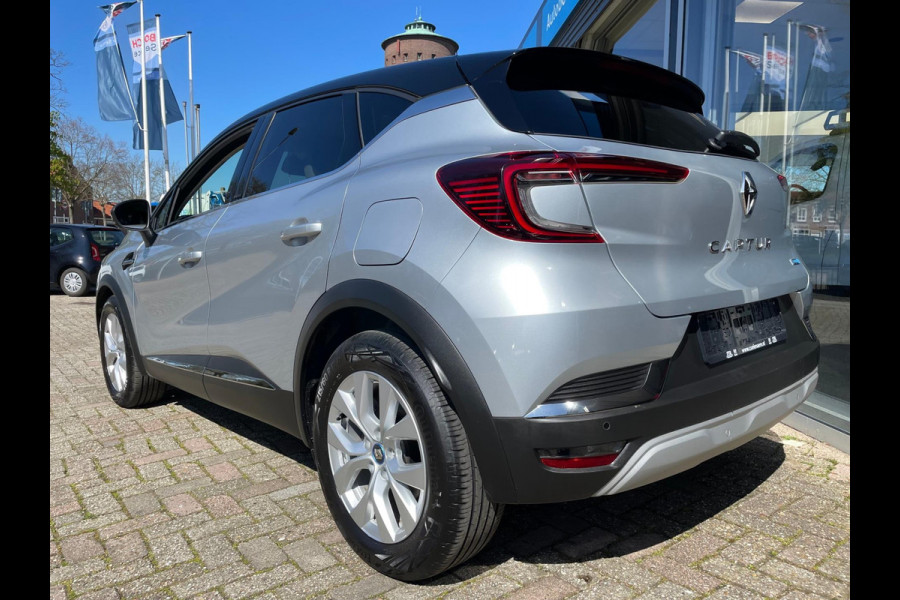 Renault Captur 1.6 E-Tech Plug-in Hybrid 160 Intens Groot Navi / LM velgen / Clima / Full LED