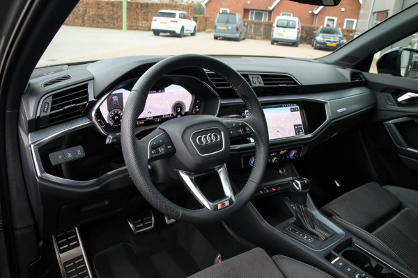 Audi Q3 35 TFSI 1.5 TFSI S Line Pro Line S 150pk S-Tronic 1e Eig|Panoramadak|Virtual Cockpit|LED Matrix|Leder|ACC|B&O|20inch|Black