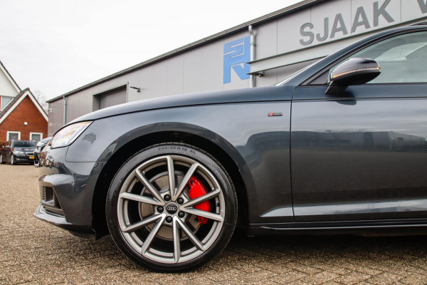 Audi A4 Avant 45 2.0 TFSI Quattro S line Black Edition Facelift 252pk S-Tronic 1e|Kuipstoelen|Panoramadak|Virtual Cockpit|Black|19