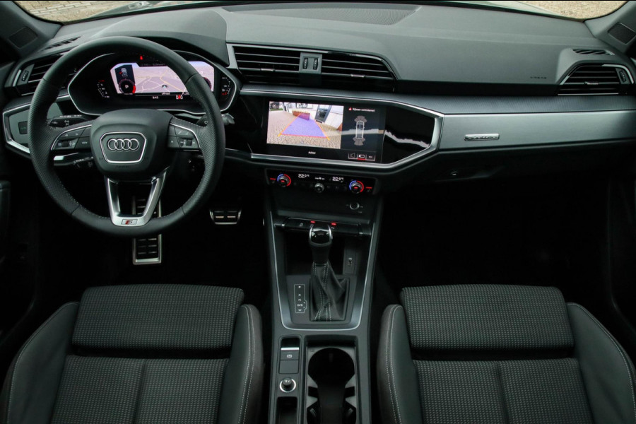 Audi Q3 40 2.0TFSI Quattro Edition One S-line 190pk S-Tronic 1e Eig|Panoramadak|Virtual Cockpit|LED Matrix|Leder|Black|20|Trekhaak