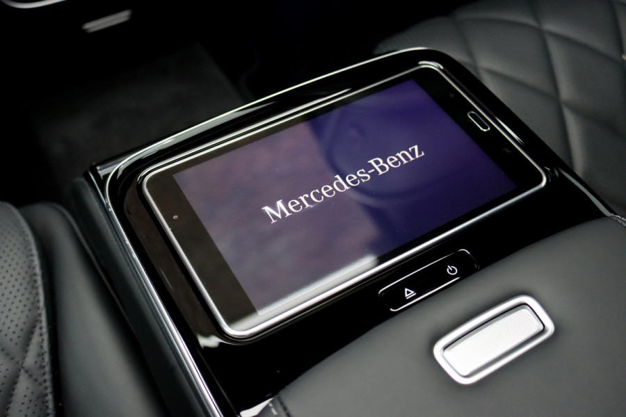 Mercedes-Benz S-Klasse 580 e 4-MATIC Lang AMG Line Aut9, Plug-in Hybride, Luchtvering, Panoramadak, Surround Camera, Head-up Display, Burmester, Zonweringspakket, Tablet Achterin, Distronic+, Stoelverwarming/-ventilatie V+A, Rijsassitentiepakket, E