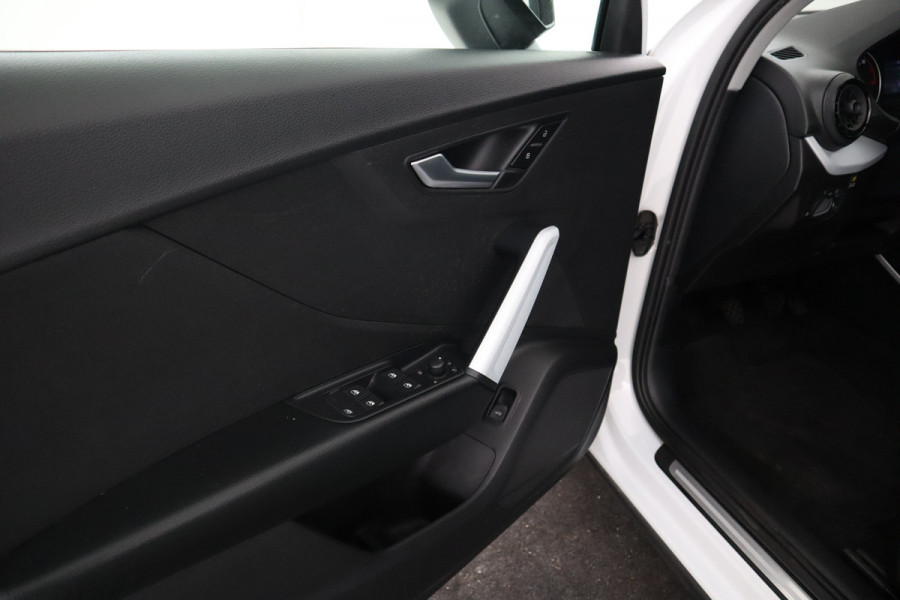 Audi Q2 1.0 TFSI Design Navigatie, aut. inparkeren, Leer, Stoelverwarming