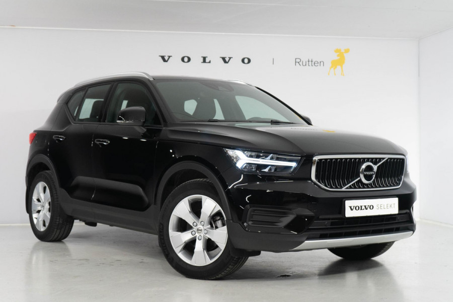 Volvo XC40 T3 163PK Automaat Momentum Business Stoelverwarming / Navigatie / 18'' velgen / DAB+