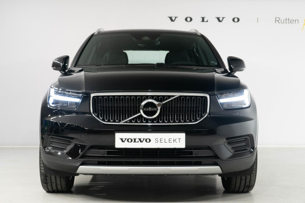 Volvo XC40 T3 163PK Automaat Momentum Business Stoelverwarming / Navigatie / 18'' velgen / DAB+