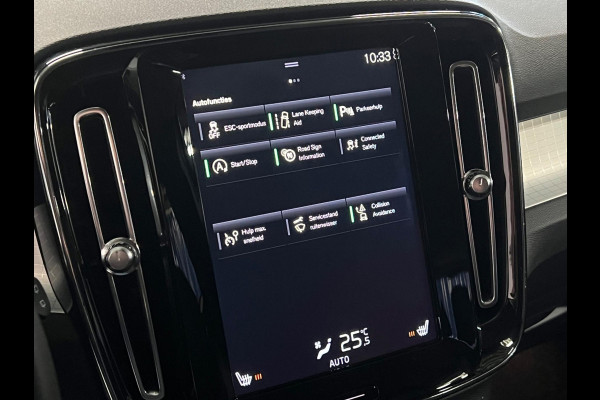 Volvo XC40 2.0 T4 Momentum | Trekhaak 1800KG | Navigatie | Cruise & Climate c. | LED | Stoelverwarming
