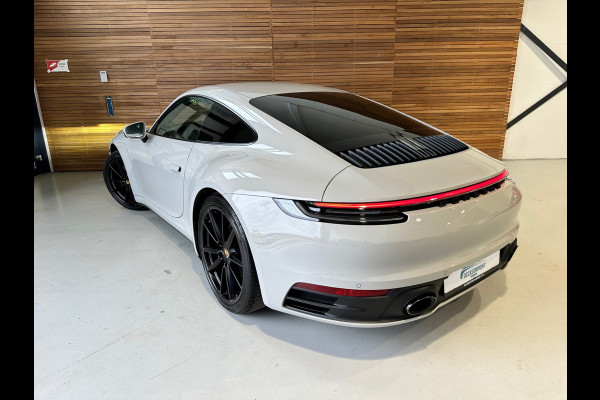 Porsche 911 992 Carrera S | Krijt | Matrix PDLS+ | Exclusive Design achterlichten | SportChrono | Alcantara | Bose | Sportuitlaat