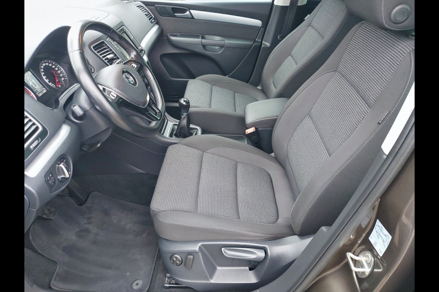 Volkswagen Sharan 1.4 TSI Comfortline 7 Persoons, airco,navigatie,stoelverwarming,parkeersensoren,