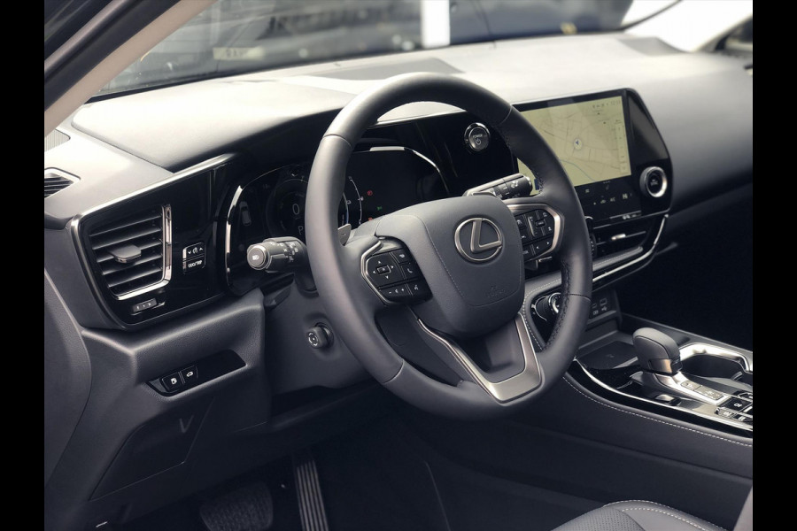 Lexus NX 450h+ Plug-in AWD Luxury Line | Leer, Stuurverwarming, Parkeersensoren, Blind Spot, Keyless, Navigatie