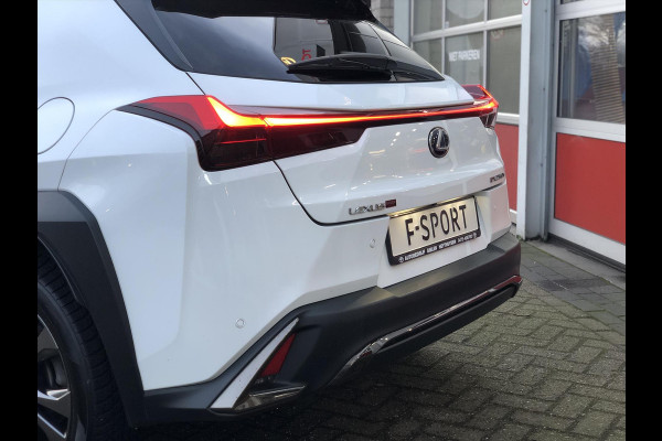 Lexus UX 250h AWD F Sport Premium | Leer, Geheugenfunctie, 360 Camera, Stoelventilatie, Stuurverwarming, Dodehoekherkenning, HUD, Uniek!