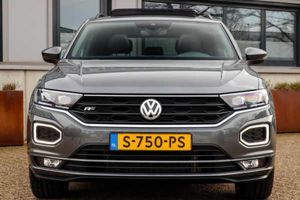 Volkswagen T-Roc 1.5 TSI Sport Business R 150pk DSG! Panoramadak|Virtual Cockpit|LED Plus|NAVI|ACC|Lane+Side|Camera|Black|Trekhaak