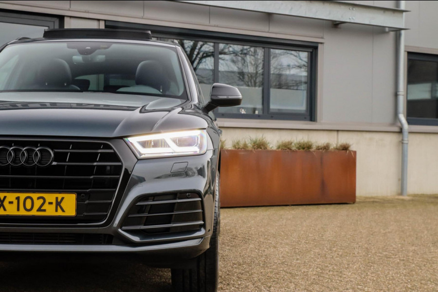 Audi Q5 2.0 TFSI Quattro Pro Line S S-Line 252pk Automaat! 1e Eig|NL|DLR|Panoramadak|Virtual Cockpit|LED Matrix|Black|22|Trekhaak