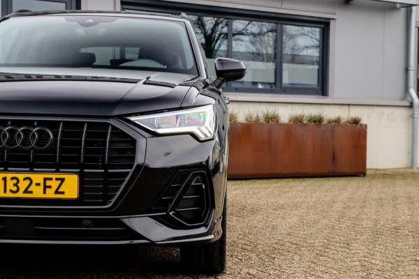 Audi Q3 35 TFSI 1.5 TFSI S Line Pro Line S 150pk S-Tronic! 1e|DLR|Virtual Cockpit|LED Matrix|Leder elektrisch|Keyless|Black|19inch