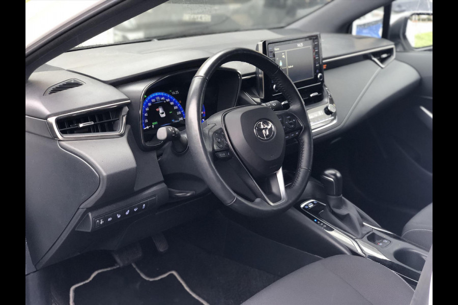 Toyota Corolla Touring Sports 2.0 Hybrid Style | Dodehoekherkenning, Parkeersensoren, Apple CarPlay/Android Auto, Stoel + Stuurverwarming, BTW