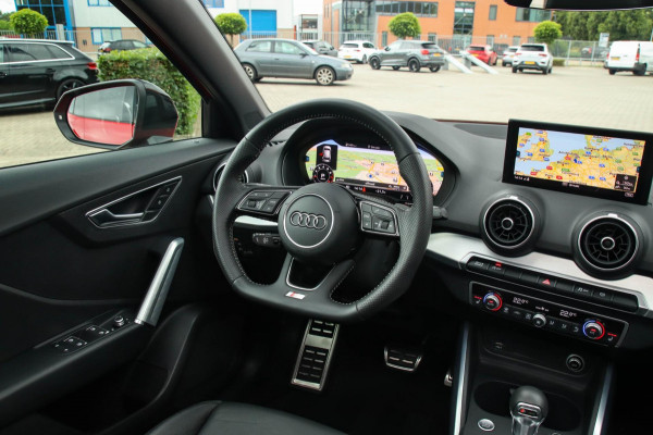 Audi Q2 1.4 TFSI CoD Sport Pro Line S S-line 150pk S-Tronic! 1e|Virtual Cockpit|Panoramadak|LED Matrix|3D Knippers|Leder|Black|19