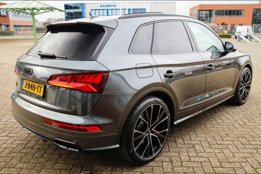 Audi Q5 3.0TFSI SQ5 Quattro S-Line 354pk Automaat 1e Eig|DLR|Kuipstoelen|Panoramadak|Virtual Cockpit|Luchtvering|Black Pack|22inch