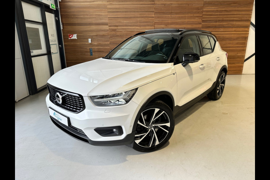 Volvo XC40 2.0 T5 250PK AWD R-Design | Panorama | Luxury-Line | Harman&Kardon | Trekhaak | Full-Option | 1ste eigenaar