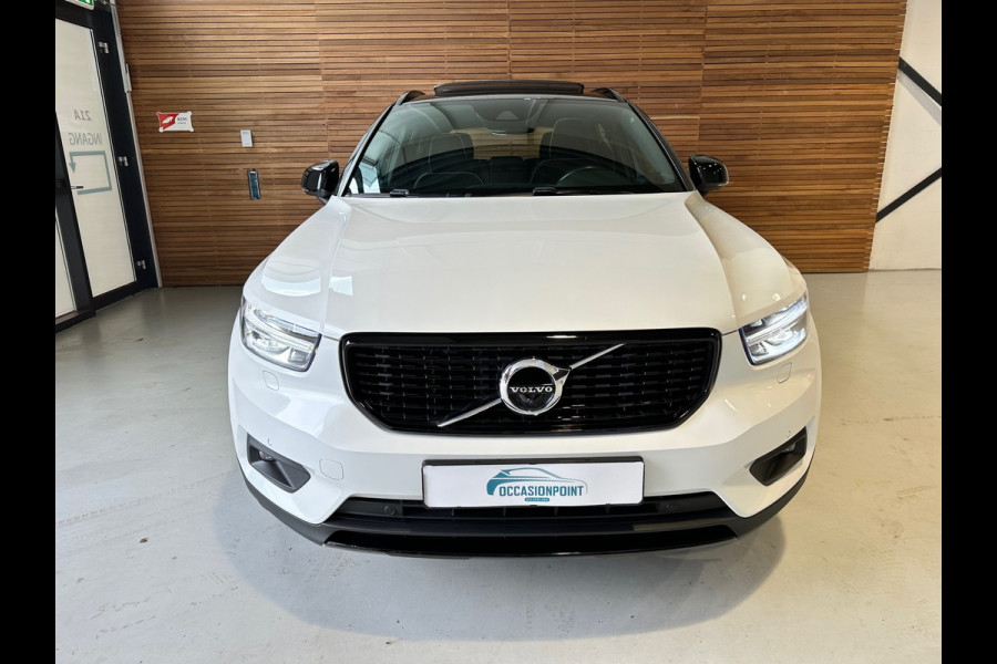 Volvo XC40 2.0 T5 250PK AWD R-Design | Panorama | Luxury-Line | Harman&Kardon | Trekhaak | Full-Option | 1ste eigenaar