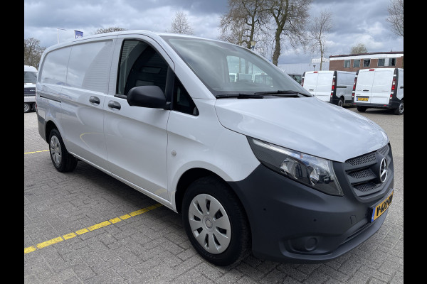 Mercedes-Benz Vito 111 CDI Functional Lang L2H1 / rijklaar € 19.950 ex btw / lease vanaf € 431 / airco / navigatie / achteruit rijcamera / parkeersensoren voor en achter !