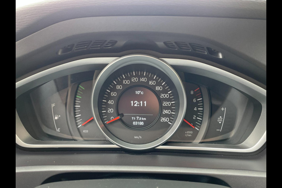 Volvo V40 2.0 T2 Navigatie Cruise Control 1e Eigenaar