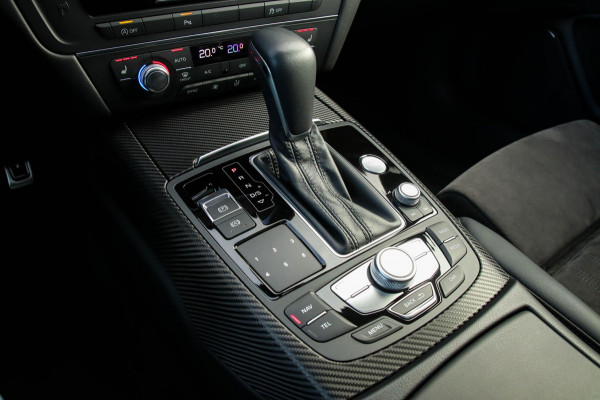 Audi A6 Avant 1.8 TFSI ultra Sport S-Line Automaat 190pk! 1e Eig|DLR|Panoramadak|Lederen sportstoelen|LED Matrix|20inch|BOSE|Black