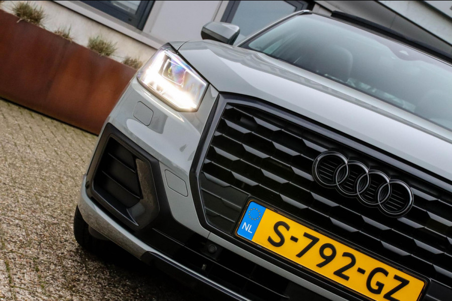 Audi Q2 1.4 TFSI CoD Sport Pro Line S S-line 150pk S-Tronic 1e Eig|DLR|Panoramadak|Virtual Cockpit|LED Matrix|3D Knipper|ACC|Black