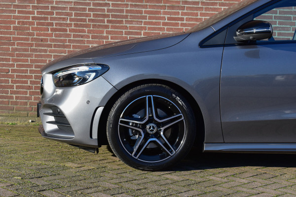 Mercedes-Benz B-Klasse 180 AMG Line | Panaroma-schuifdak | Stoelverwarming | Achteruitrijcamera | Easypack-Achterklep |