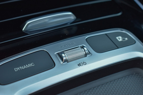 Mercedes-Benz B-Klasse 180 AMG Line | Panaroma-schuifdak | Stoelverwarming | Achteruitrijcamera | Easypack-Achterklep |