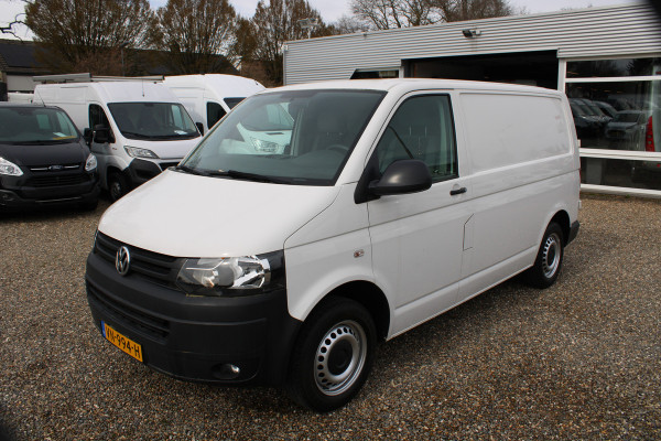 Volkswagen Transporter 2.0 TDI L1H1 Airco trekhaak 3-zits