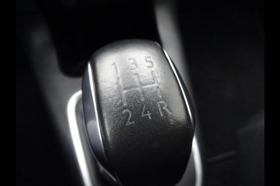 Citroën C3 1.2 PT 82 Shine | Navi | Parkeercamera | DAB+