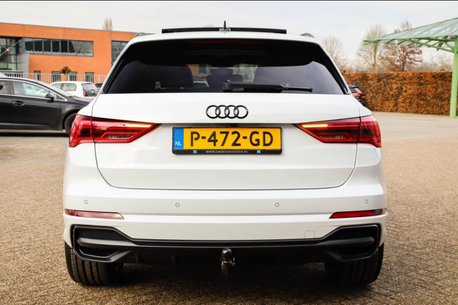 Audi Q3 35 TFSI 1.5 TFSI S Line Pro Line S 150pk S-Tronic 1e Eig|DLR|Panoramadak|Virtual Cockpit|LED Matrix|Leder|ACC|20inch|Black