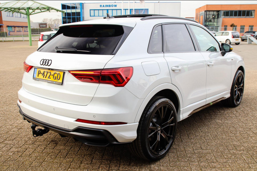 Audi Q3 35 TFSI 1.5 TFSI S Line Pro Line S 150pk S-Tronic 1e Eig|DLR|Panoramadak|Virtual Cockpit|LED Matrix|Leder|ACC|20inch|Black