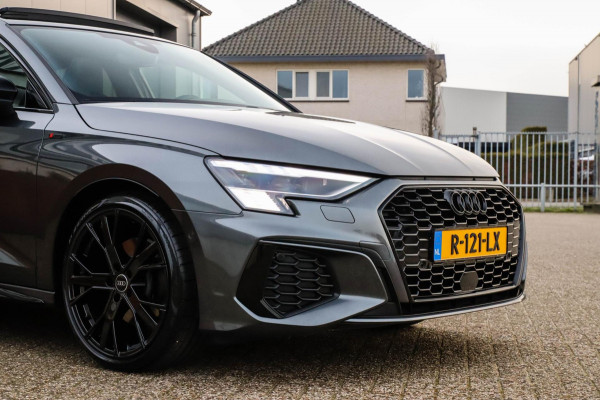 Audi A3 Sportback 35 1.5 TFSI S Edition S-line 150pk S-Tronic! Supersport kuipstoelen|Virtual Cockpit|Panoramadak|LED Matrix|Black