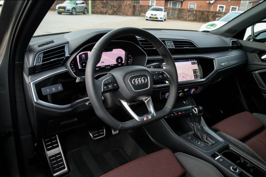 Audi Q3 35 TFSI 1.5 TFSI S Line Pro Line S 150pk S-Tronic! 1e|Panoramadak|Virtual Cockpit|LED Matrix|Leder elektrisch|20inch|Black