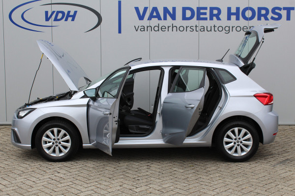 Seat Ibiza 1.0-96pk TSI Style. NIEUWSTE MODEL. In nieuwstaat ! Volautm. airco, camera, elektr ramen v+a, LED verlichting, stoelverwarming, metallic lak, Isofix, LM wielen, Apple Carplay / Android auto etc.