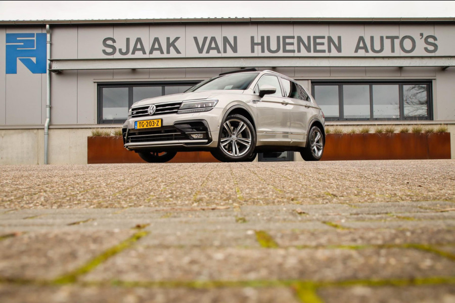 Volkswagen Tiguan 2.0TSI 4Motion Highline R-Line 180pk DSG! 1e Eig|DLR|Panoramadak|Virtual Cockpit|LED|Camera|HUD|19inch|Trekhaak