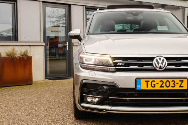 Volkswagen Tiguan 2.0TSI 4Motion Highline R-Line 180pk DSG! 1e Eig|DLR|Panoramadak|Virtual Cockpit|LED|Camera|HUD|19inch|Trekhaak