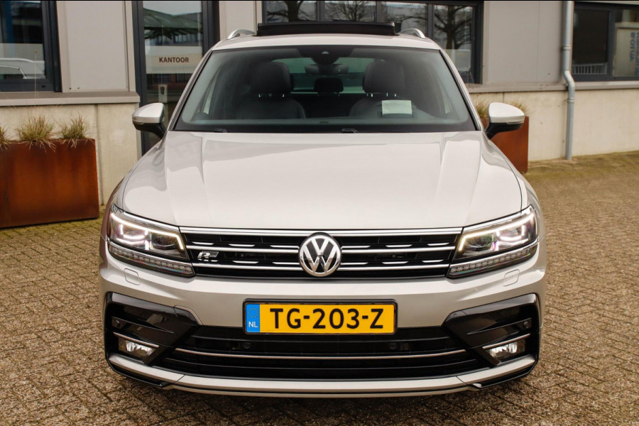 Volkswagen Tiguan 2.0TSI 4Motion Highline R-Line 180pk DSG! 1e Eig|DLR|Panoramadak|Virtual Cockpit|LED|Camera|HUD|19inch|Trekhaak