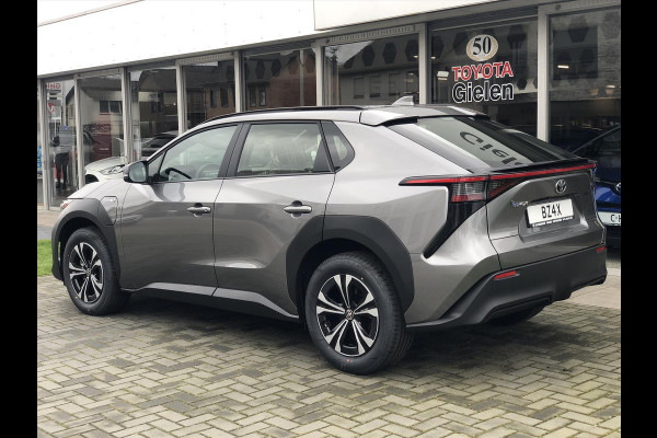 Toyota Bz4x 71 kWh 204pk Active | 3-Fase, LED, Keyless, Smart connect, Navigatie, Apple CarPlay/Android Auto, 18inch